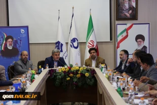 دکتر خسرویان در گردهمایی فرماندهان بسیج اساتید دانشگاه فنی و حرفه‌ای:
شهیدان چمران و طهرانی‌مقدم انسان تراز انقلاب اسلامی هستند 2