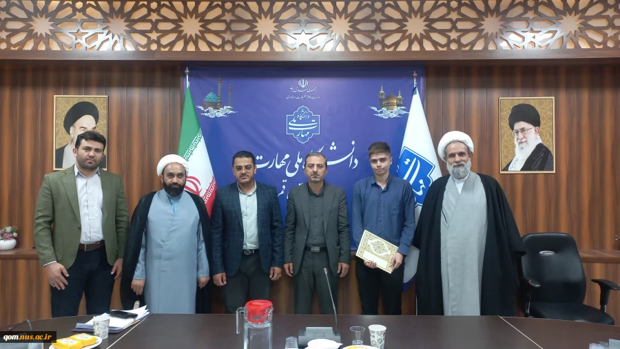 آیین تکریم و معارفه مسئول بسیج دانشجویی دانشگاه ملی مهارت واحد استانی قم- مرکز پسران
 2