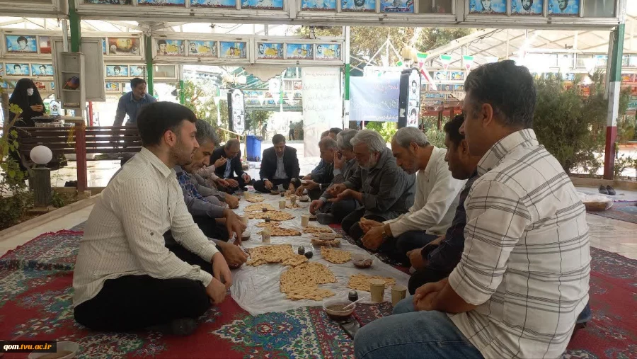 حضور مسئولان دانشگاه ملی مهارت واحد استانی قم بر مزار شهدا؛ هم‌زمان با آغاز هفته دفاع مقدس و شروع سال تحصیلی جدید 8