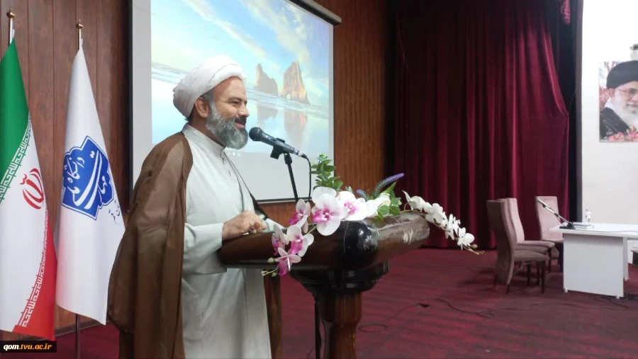 برگزاری جلسه توجیهی و جشن استقبال از دانشجویان جدید الورود ۱۴۰۴ در دانشگاه ملی مهارت-آموزشکده پسران قم
 4