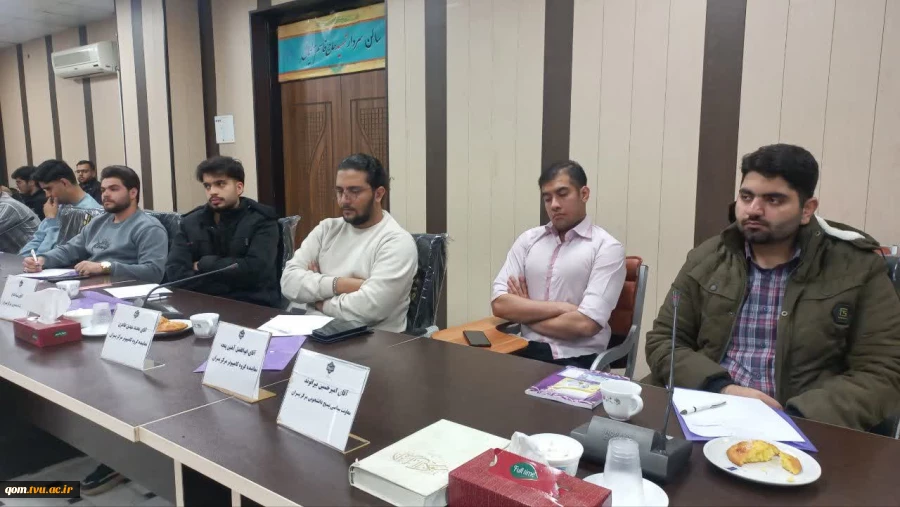 برگزاری نشست پرسش و پاسخ دانشجویان به مناسبت روز دانشجو در دانشگاه ملی مهارت واحد استانی قم 6