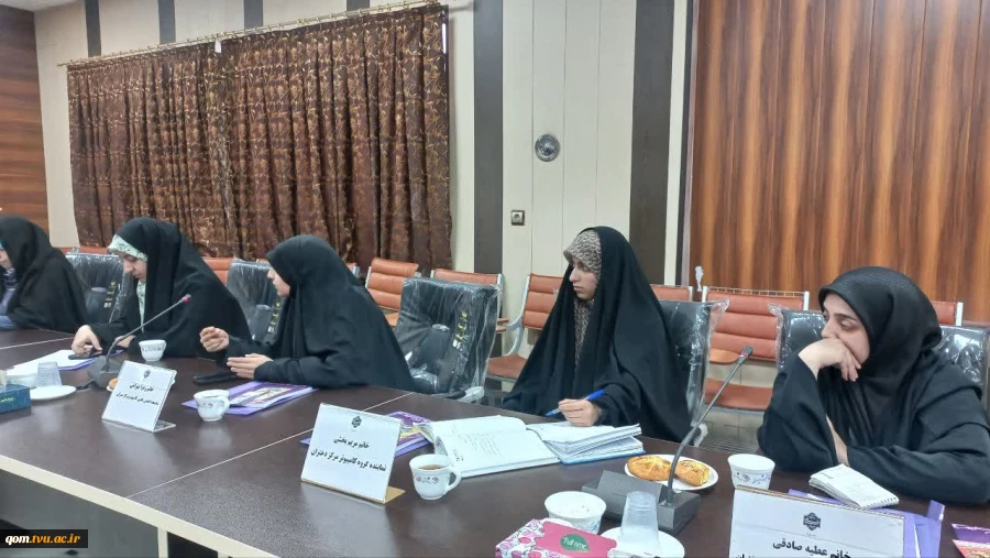 برگزاری نشست پرسش و پاسخ دانشجویان به مناسبت روز دانشجو در دانشگاه ملی مهارت واحد استانی قم 9