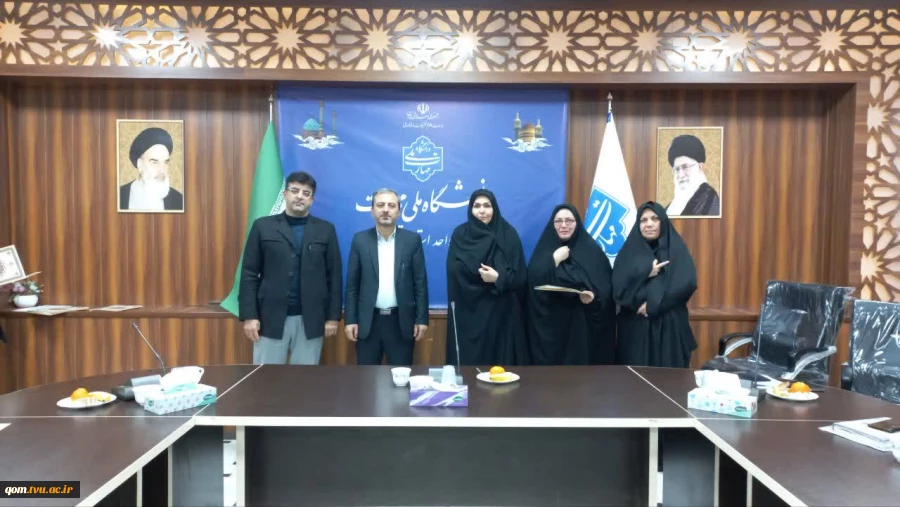 مراسم گرامیداشت هفته پژوهش در دانشگاه ملی مهارت واحد استانی قم برگزار شد 5