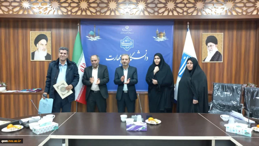 مراسم گرامیداشت هفته پژوهش در دانشگاه ملی مهارت واحد استانی قم برگزار شد 15