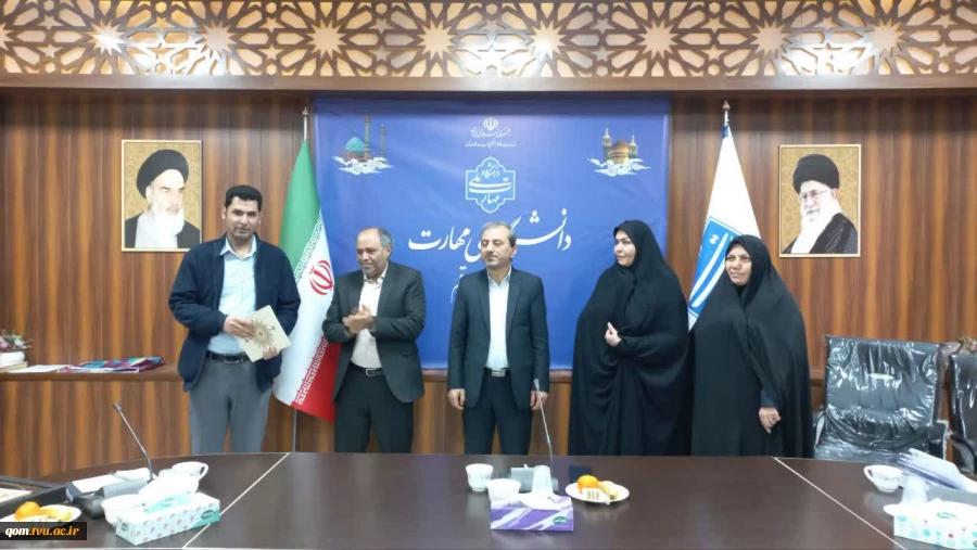 مراسم گرامیداشت هفته پژوهش در دانشگاه ملی مهارت واحد استانی قم برگزار شد 17