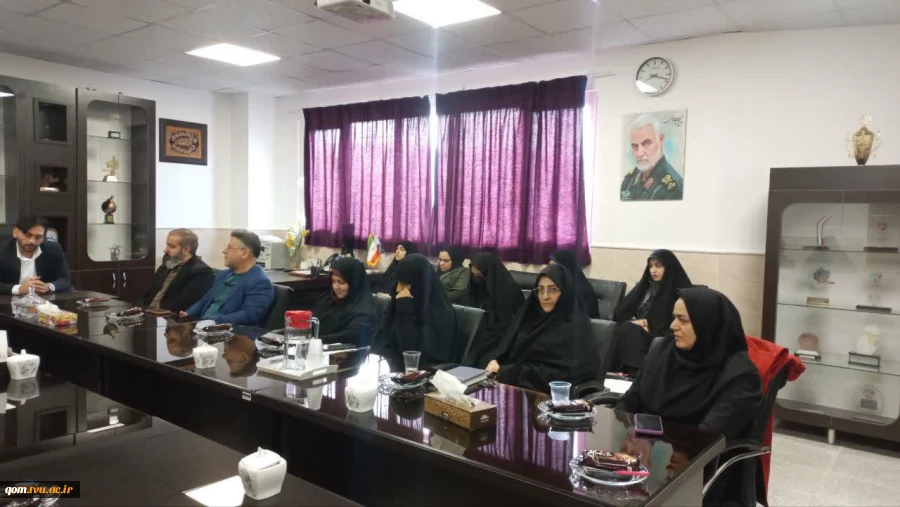 مراسم معارفه معاون آموزش، پژوهش و فناوری آموزشکده دختران قم برگزار شد
 2