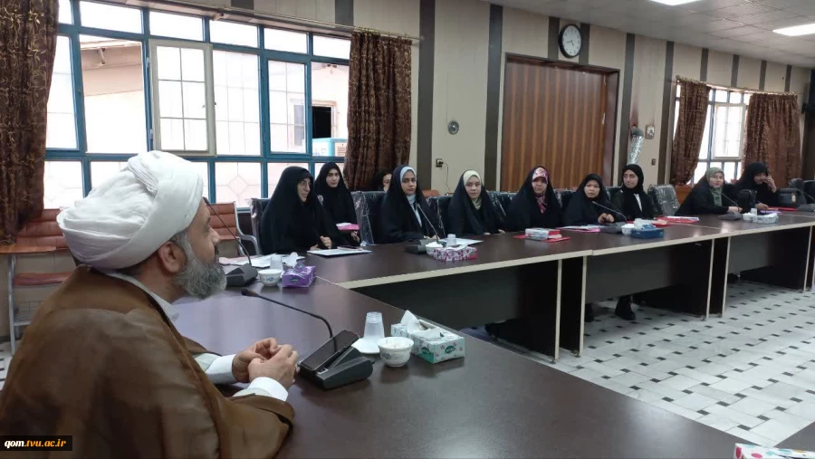 برگزاری نشست «کانکت فرهنگی» در دانشگاه ملی مهارت واحد استانی قم قم؛ 
هم‌افزایی فعالان فرهنگی در ضیافت افطار ماه مبارک رمضان 2