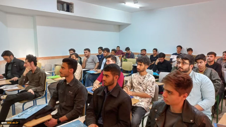 برگزاری نشست «کانکت فرهنگی» در دانشگاه ملی مهارت واحد استانی قم قم؛ 
هم‌افزایی فعالان فرهنگی در ضیافت افطار ماه مبارک رمضان 10