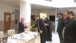طراحی پوستر با روحیه جهادی؛ 

قدردانی مسئولان استان از دانشجویان دانشگاه ملی مهارت واحد استانی قم- مرکز دختران به مناسبت میلاد حضرت معصومه (س) 9