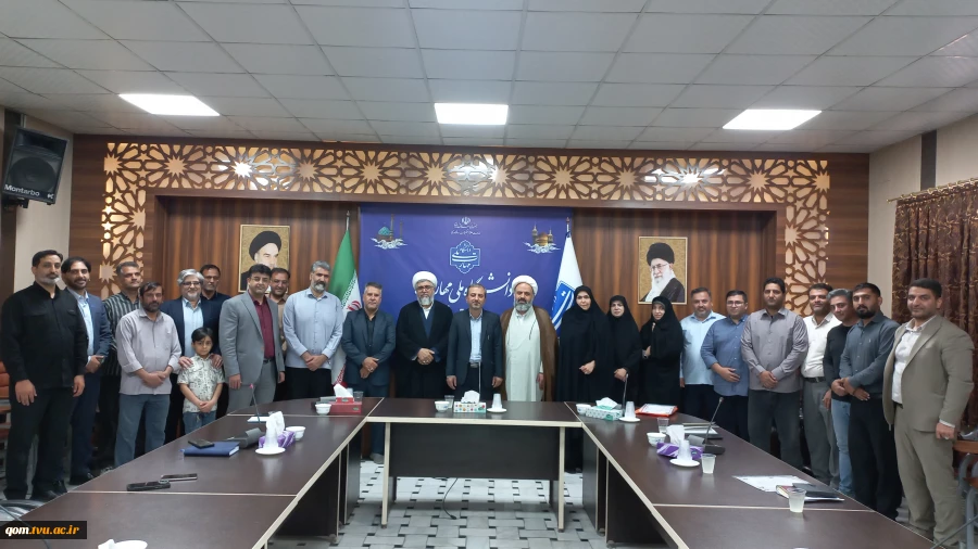 قدردانی از تلاش‌های جهادی همکاران دانشگاه ملی مهارت واحد استانی قم در ساخت یادمان شهید گمنام 2