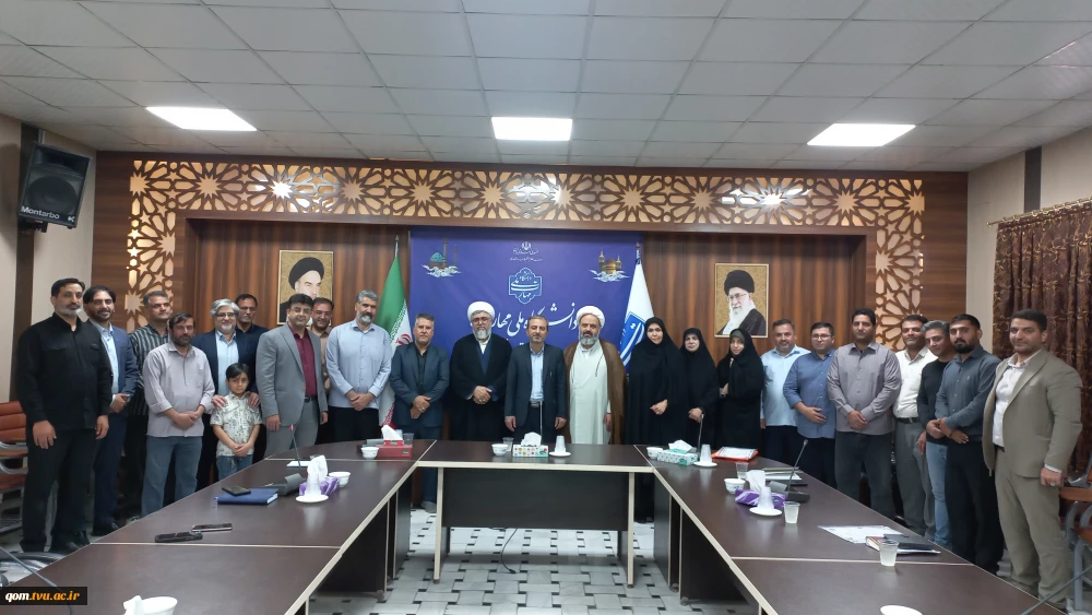 قدردانی از تلاش‌های جهادی همکاران دانشگاه ملی مهارت واحد استانی قم در ساخت یادمان شهید گمنام