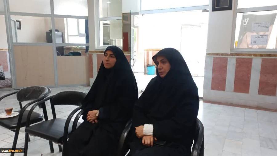 تجلیل از زحمات همکاران حوزه دانشجویی دانشگاه 4