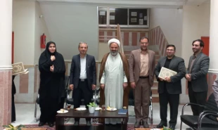 تجلیل از زحمات همکاران حوزه دانشجویی دانشگاه 9