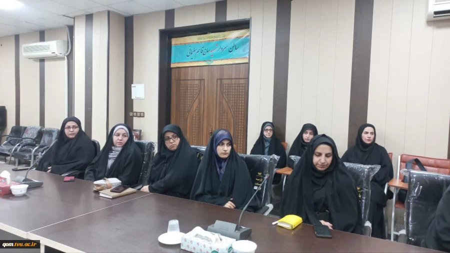 برگزاری آیین تجلیل از سرآمدان آموزشی سال ۱۴۰۴ دانشگاه ملی مهارت واحد استانی قم
 4