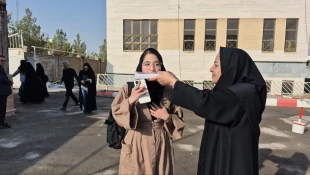استقبال مسئولان دانشگاه ملی مهارت واحد استانی قم از دانشجویان در نخستین روز سال تحصیلی جدید 4