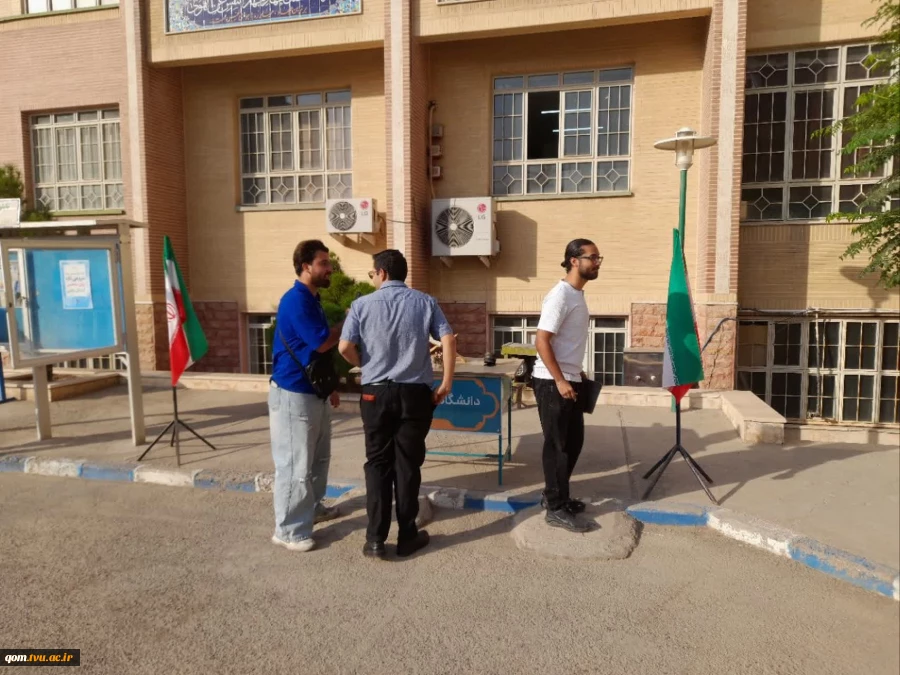 استقبال مسئولان دانشگاه ملی مهارت واحد استانی قم از دانشجویان در نخستین روز سال تحصیلی جدید 8