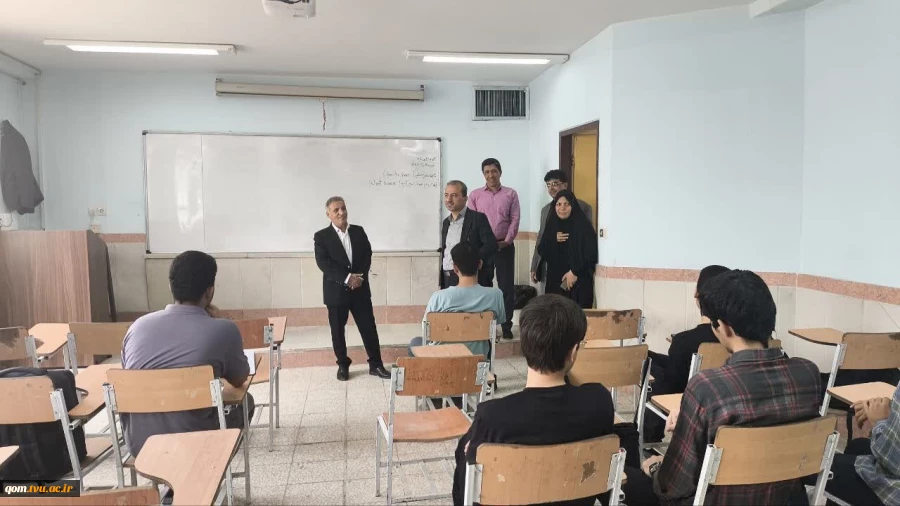 بازدید رئیس و معاونین دانشگاه ملی مهارت واحد استانی قم از اماکن آموزشی و رفاهی دانشگاه و بررسی آمادگی برای آغاز سال تحصیلی جدید 8