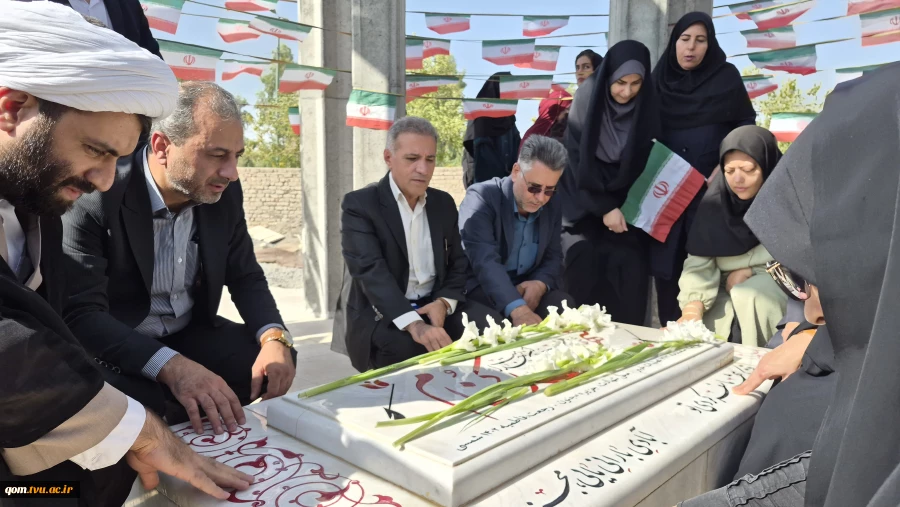 برگزاری آیین اهتزاز پرچم مقدس جمهوری اسلامی ایران در دانشگاه ملی مهارت واحد استانی قم 7